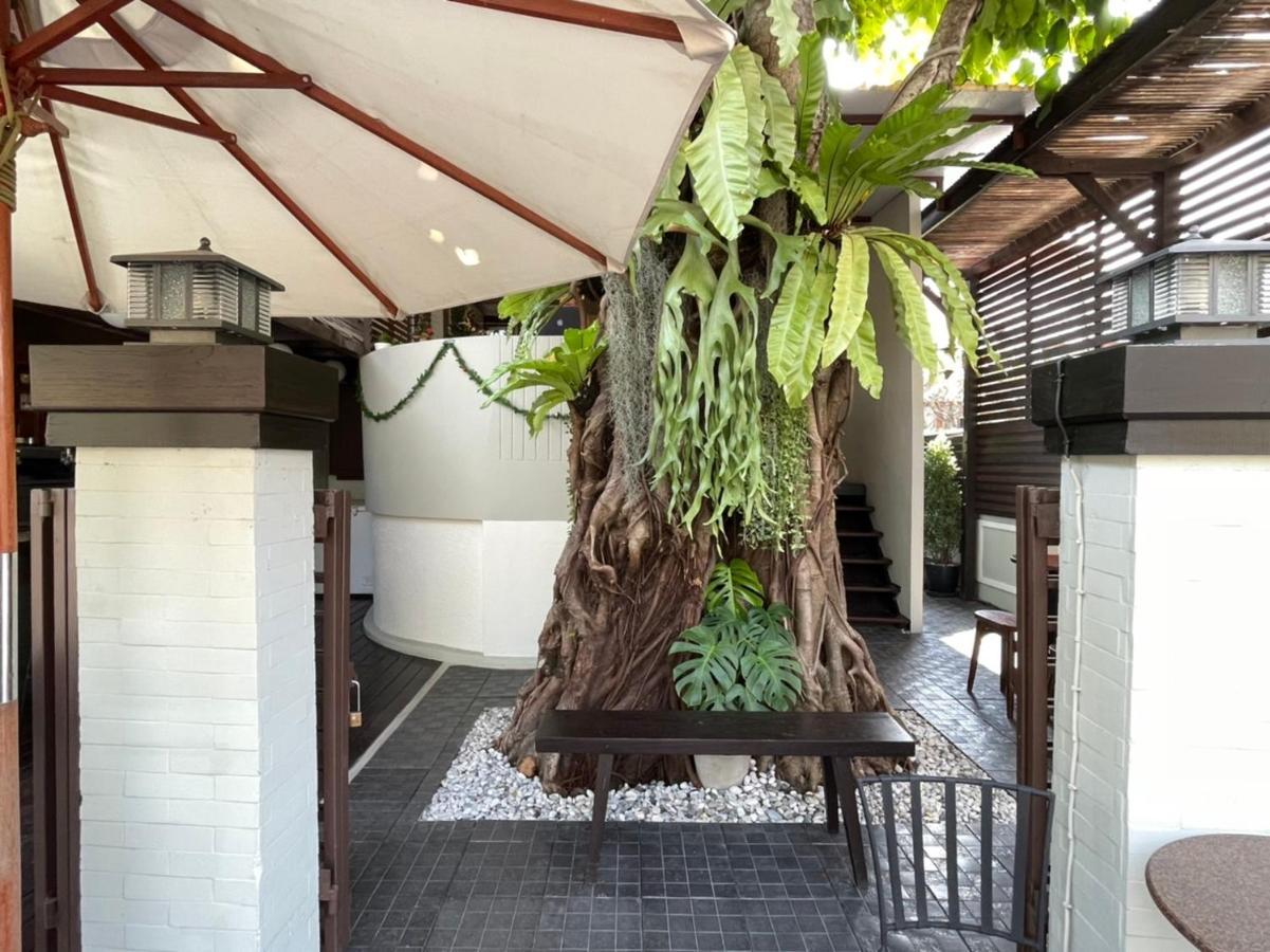 Hotel Rich Lanna House Chiang Mai Esterno foto