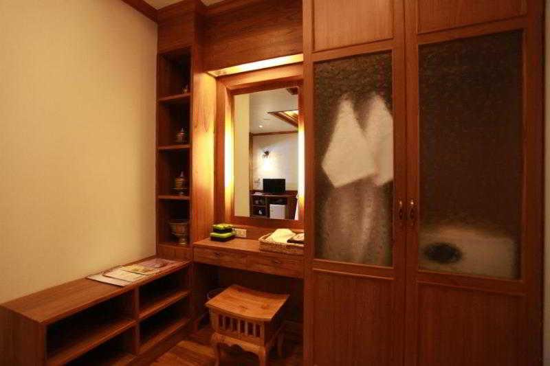 Hotel Rich Lanna House Chiang Mai Esterno foto