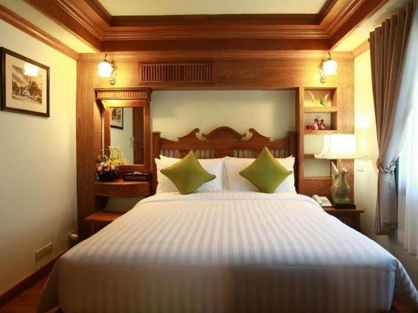 Hotel Rich Lanna House Chiang Mai Esterno foto